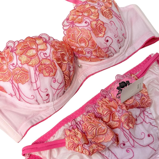Pink and Orange floral embroidered Japanese Bra + Underwear Set UK 32A   