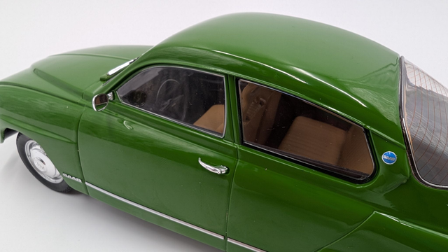 Saab 96 V4 (1971) – skala - 1:18