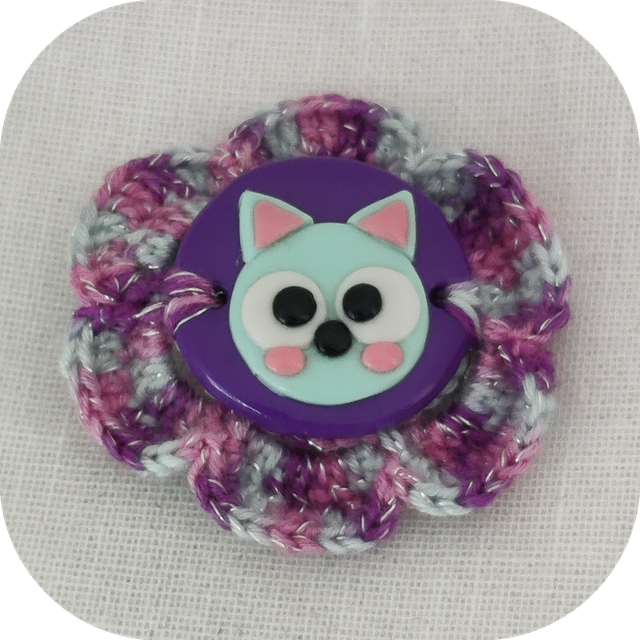 Barrette Bijoux Crochetée et Pâte Polymère Chat Violet pince crocodile