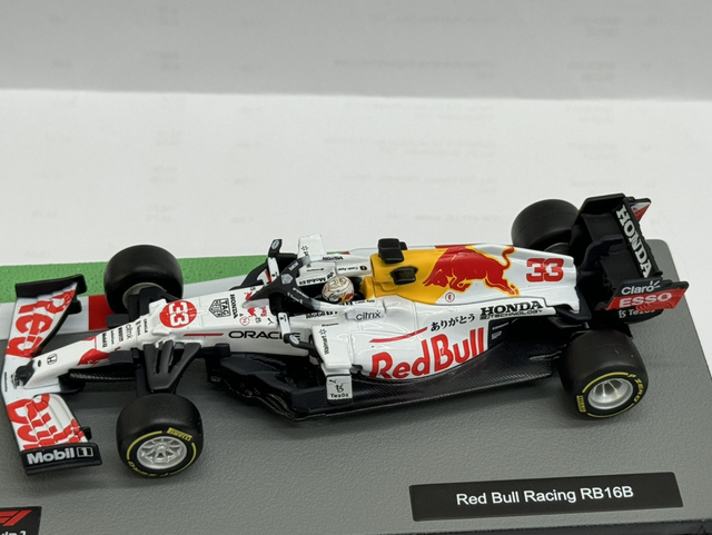Red Bull Honda RB16B M. Verstappen GP Türkei 2021 Sonderlackierung 1:43 Bburago Formel 1