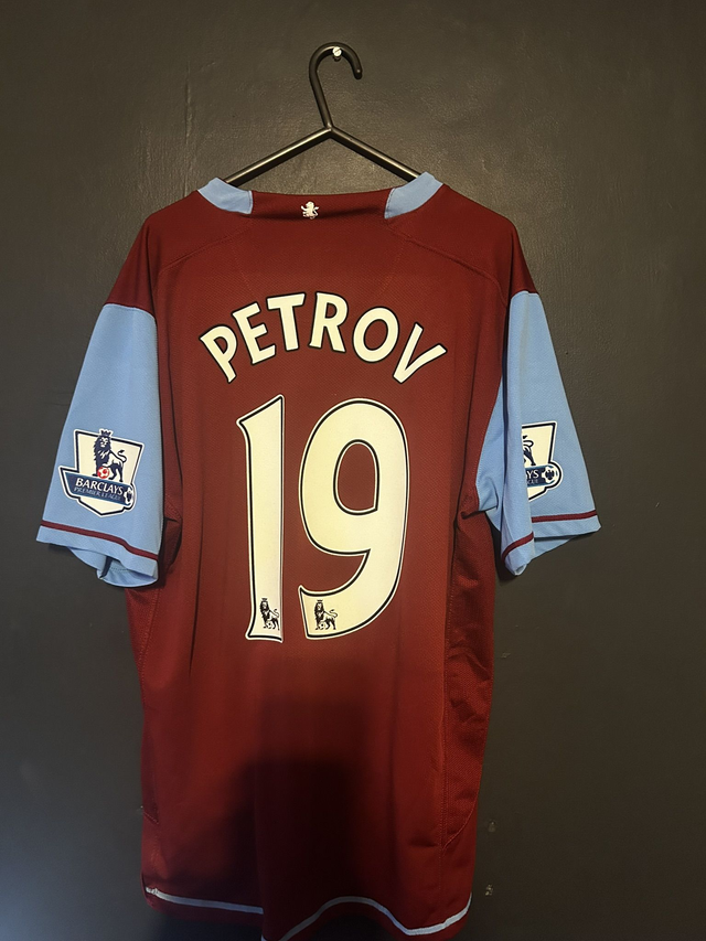 (L) Aston Villa 2007-08 Home / PETROV 19