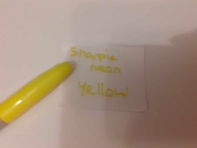 Zelebs in shed CHOOSE YOUR MARKER Sharpie Fine NEON YELLOW