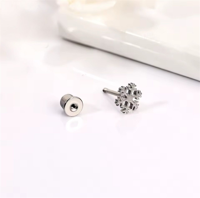Snowflake Mini Comfort Back Studs
