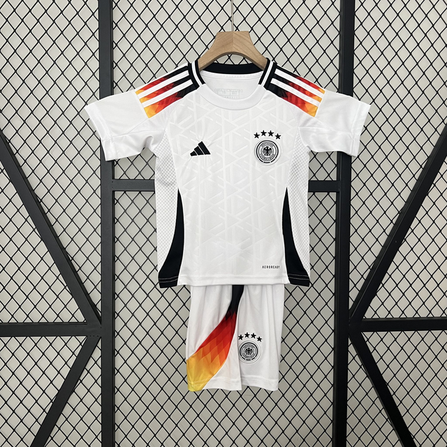 Conjunto camiseta + pantalón NIÑOS 1ª Alemania- 2024 