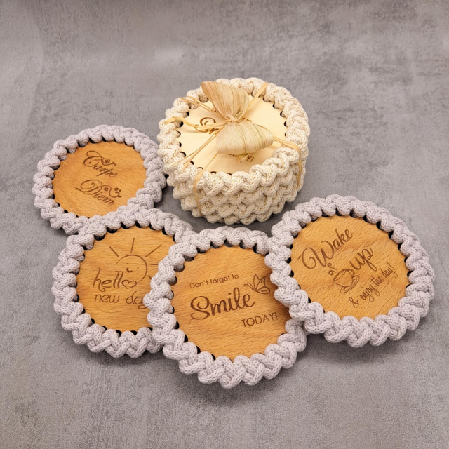 podstavki za kozarce / skodelice sivi