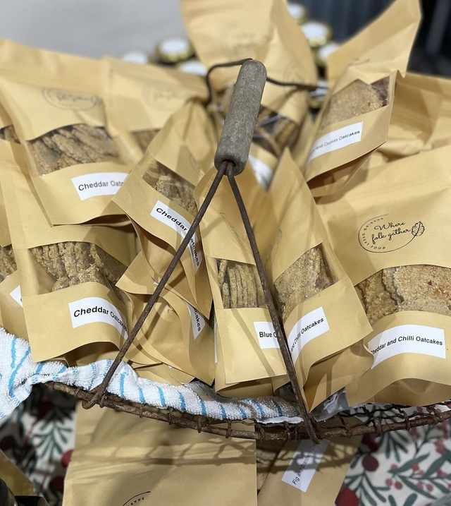 Oatcakes (mini): Cheddar and chilli 