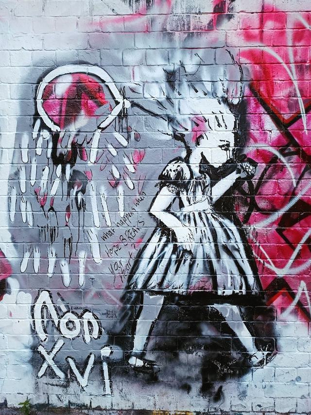 Girl with balloon Mina Rd 2022