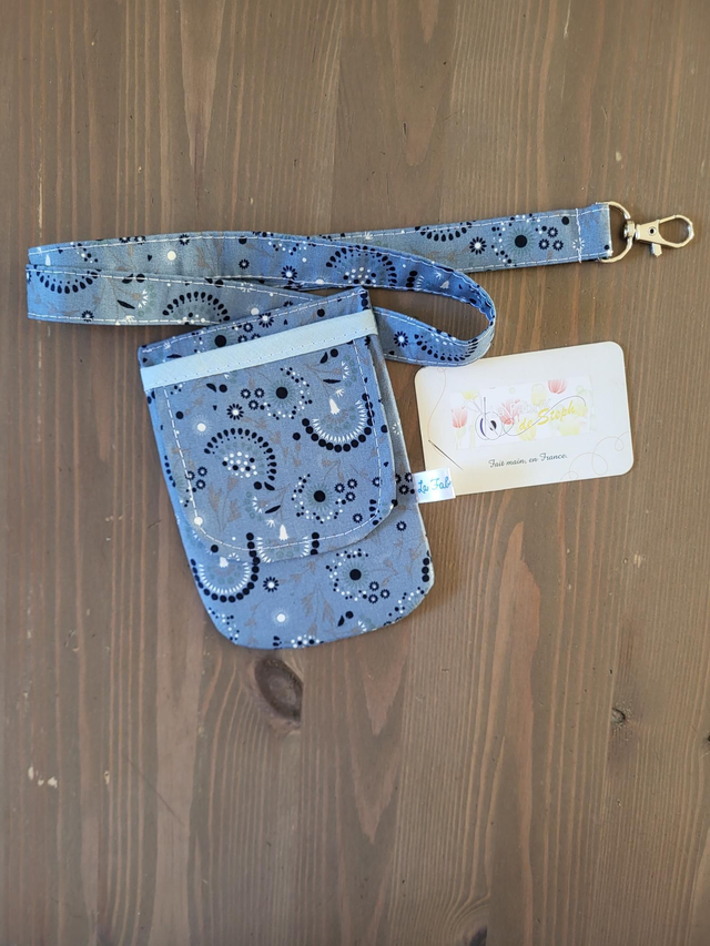 Ensemble porte-badge/pochette de blouse 