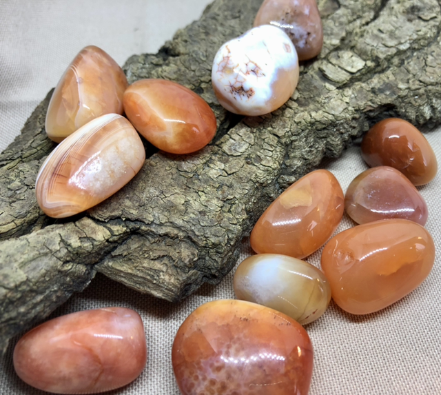 Pierre roulée Cornaline