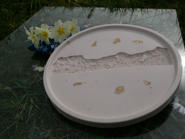 Plateau rond DENTELLE