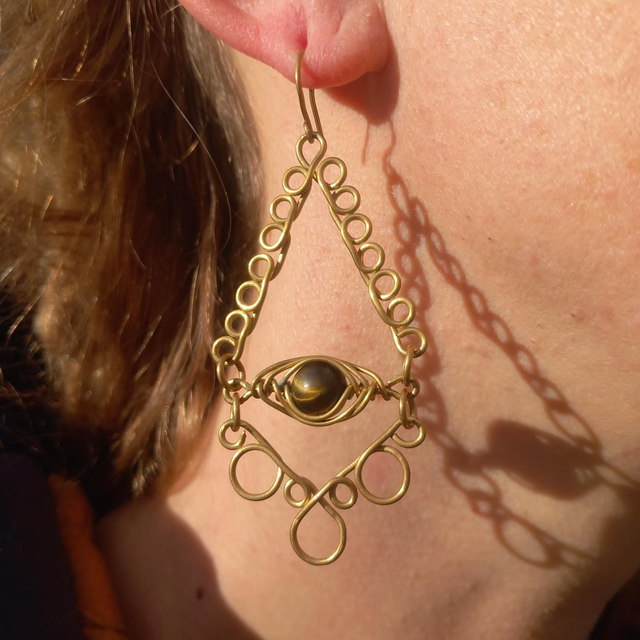 Boucles yeux de tigre