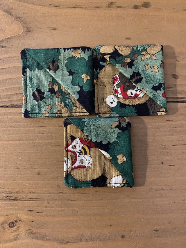 Bookmarkers Square 'Hungy Bears' Number 12