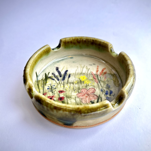 Wild flowers ashtray 