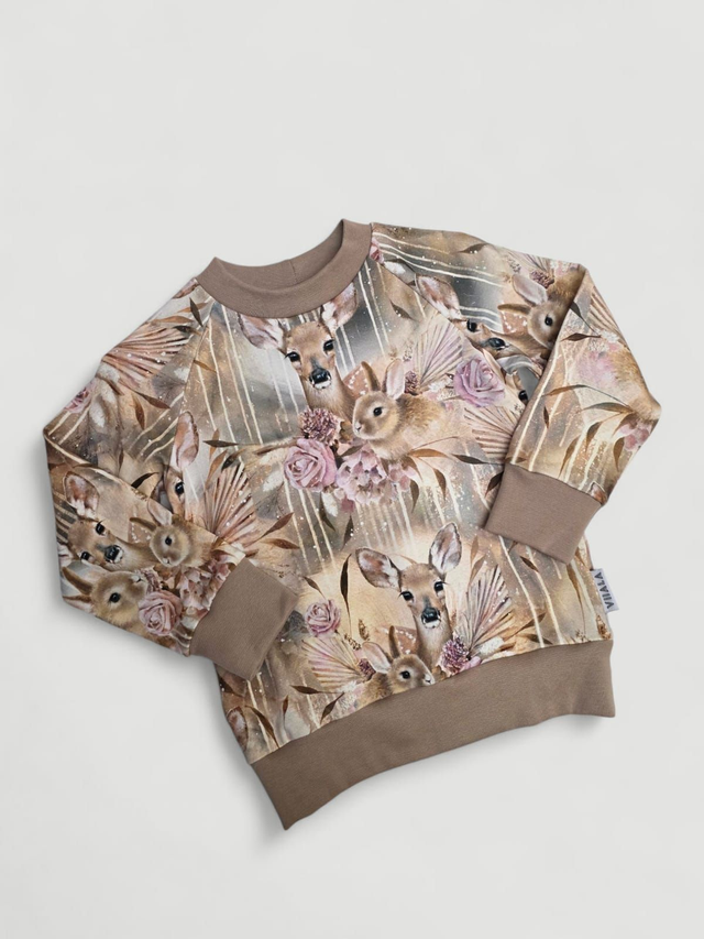 Collegepaita KUKKAPILVI