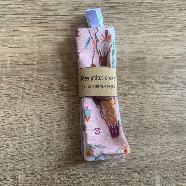 Lot de 4 marque pages en tissu