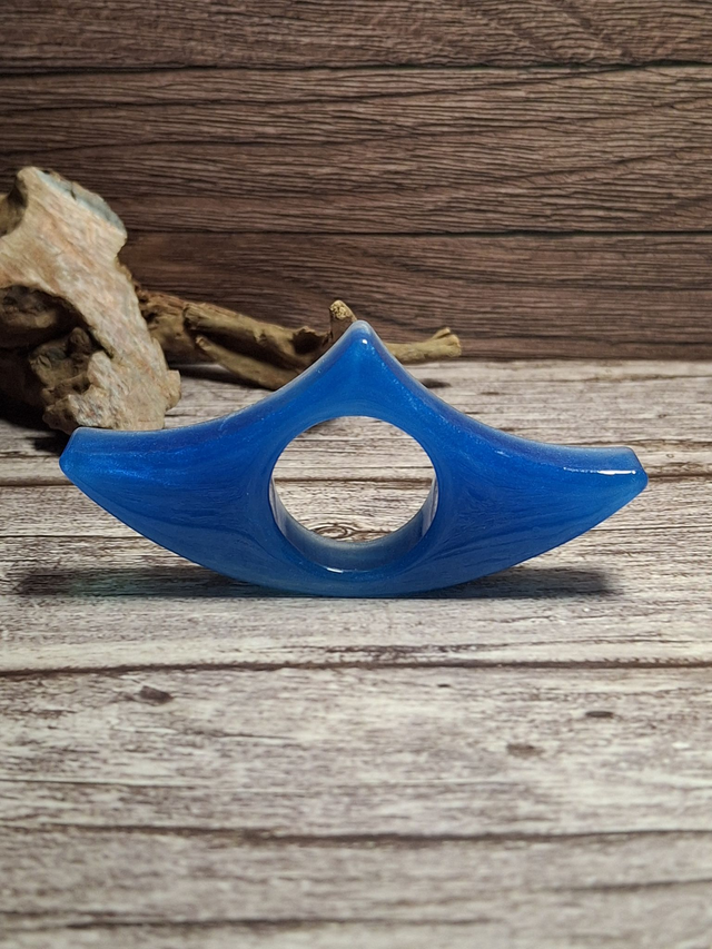 Bague de lecture bascule en résine Blanc et bleue– Book Holder artisanal