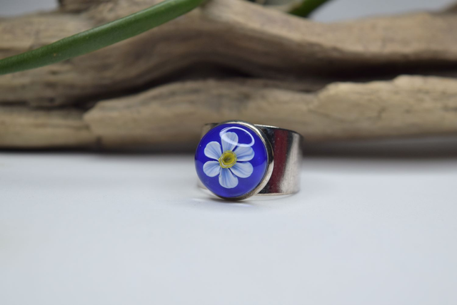 BAGUE RÉGLABLE FLEUR DE NARCISSE MONTURE ARGENT (BF2)