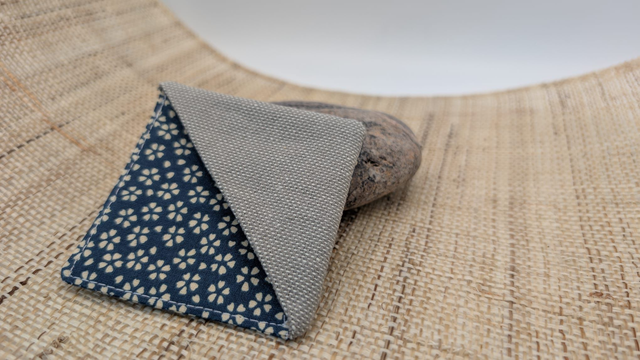 Marque-page carré en tissu - Gris/myosotis bleu