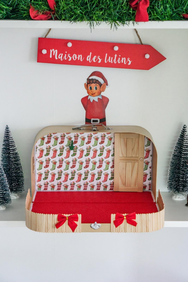 Valise magique - motif chaussettes de Noël