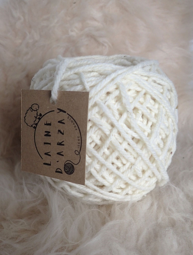 Pelote écrue laine mérinos 50g