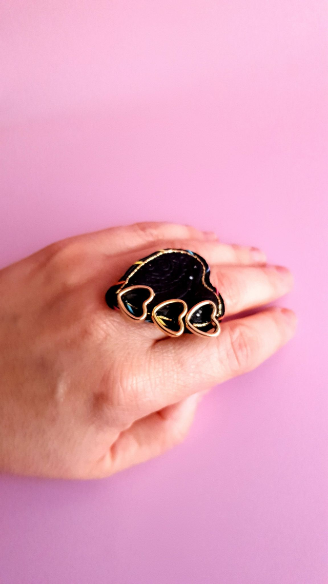 Bague Coups de coeur noir et doré