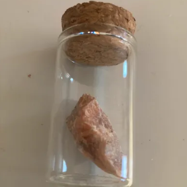 Fiole pierre du soleil 