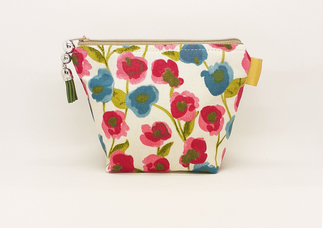 Canvas Cosmetics / Makeup / Travel bag 