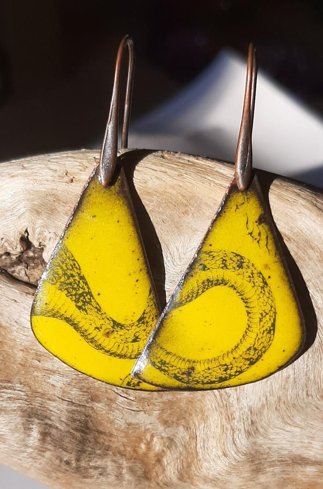 Boucles d'oreilles demi Gingko Jaunes et bleues  " Hydre" 