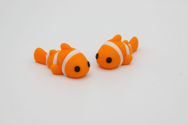 Poisson clown flexible miniature