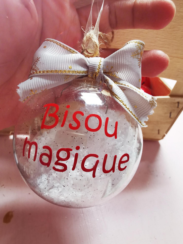 Boule &quot;bisou magique&quot; 