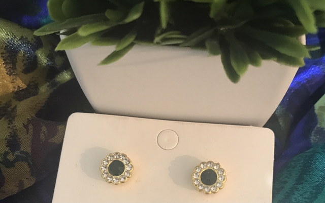 Green Stone Stud Earrings - STU88