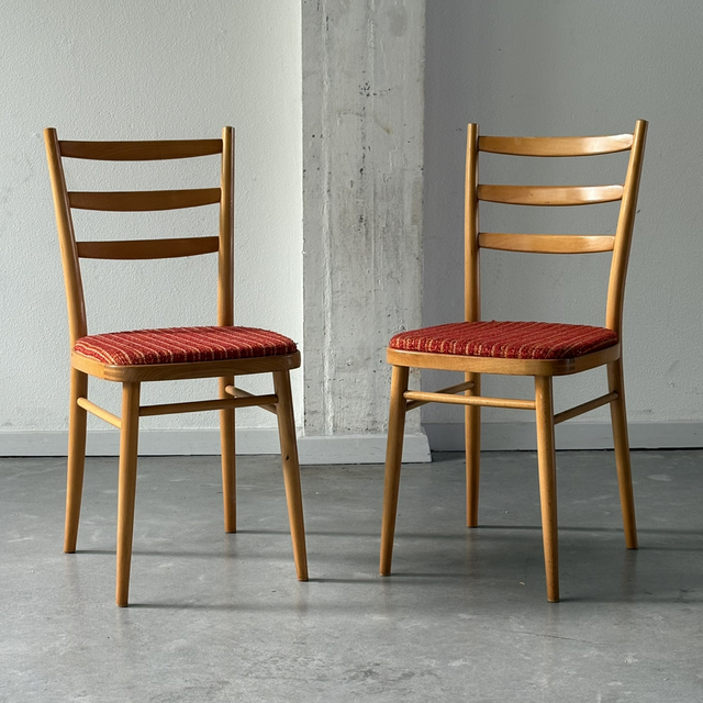 2 Tara Nabytok chairs 1974
