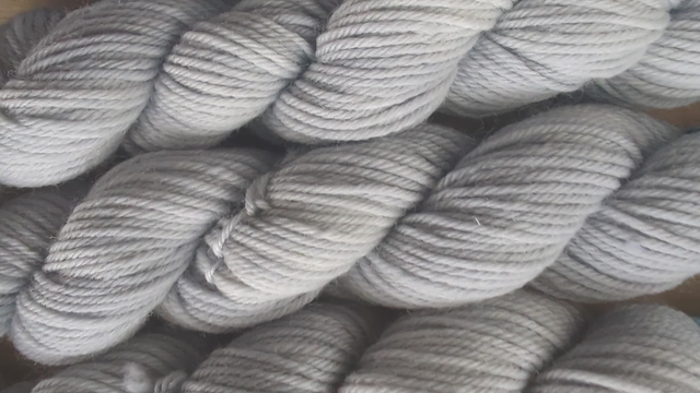 Mini Skein Raincloud 4ply 20g/80m 
