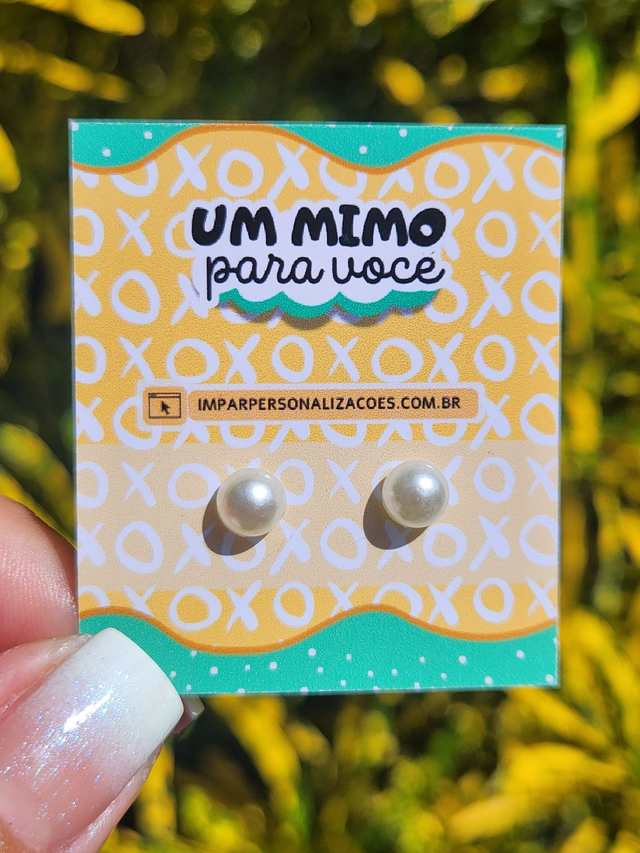 Kit Brincos Meia Pérola 6mm -  Hipoalergênicos + Tag Personalizada ( XOXO )