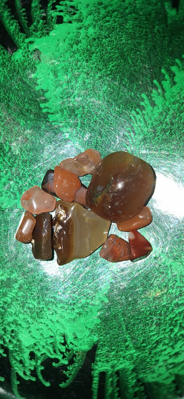 "Surprise me" carnerial tumble necklace