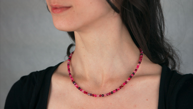 Collier en agate rose 