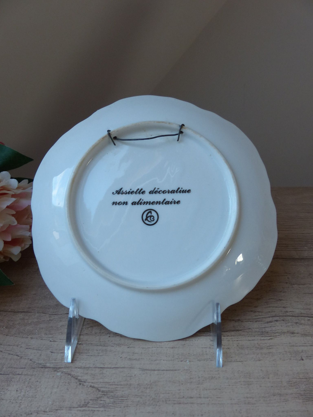 Assiette décorative les vieux métiers Repasseur de couteaux au XVIIIème Siècle, petit métier du Paris d'Autrefois Vintage