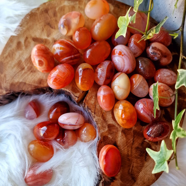 Carnelian tumble