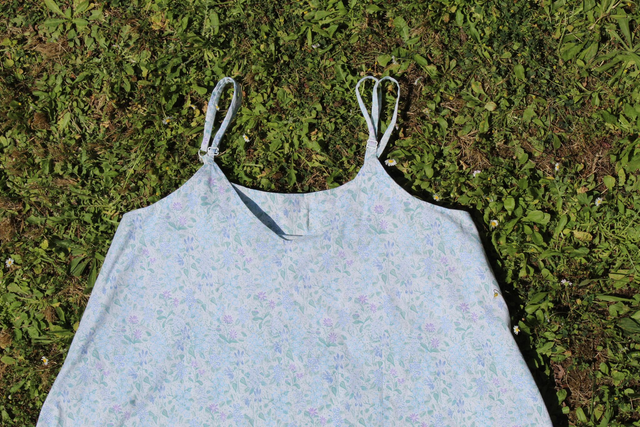 Robe fleurs bleues - Taille 2