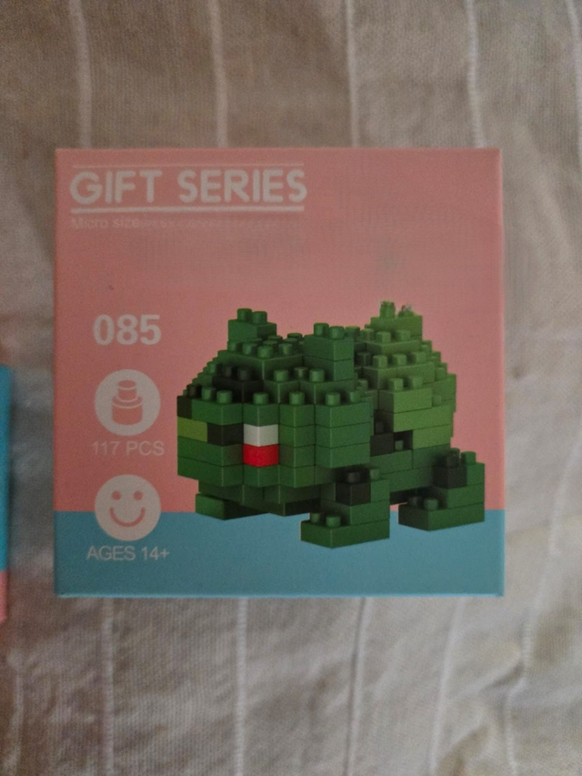 Micro Bulbasaur Box