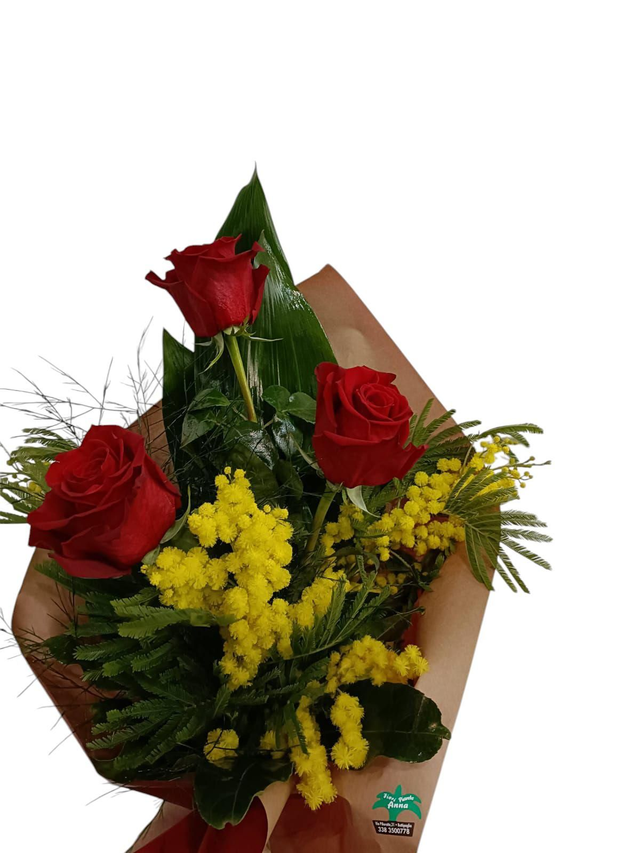 3 rose rosse 