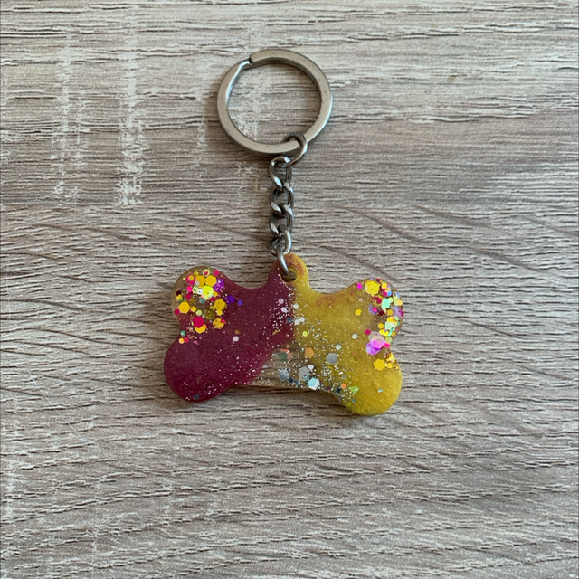 Porte-clés pendentif os M