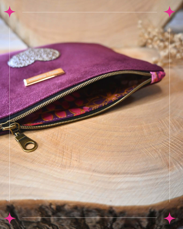 ❤️ Trousse plate “Made with Love” – Chic, douce & symbolique ❤️