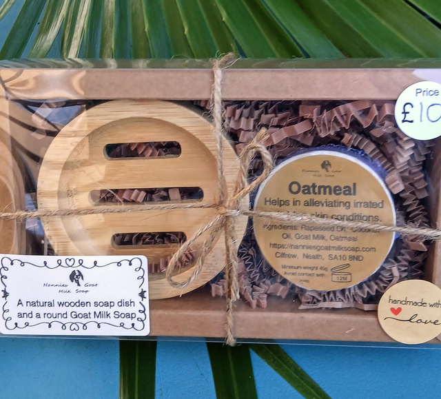 Natural Wooden Gift Set