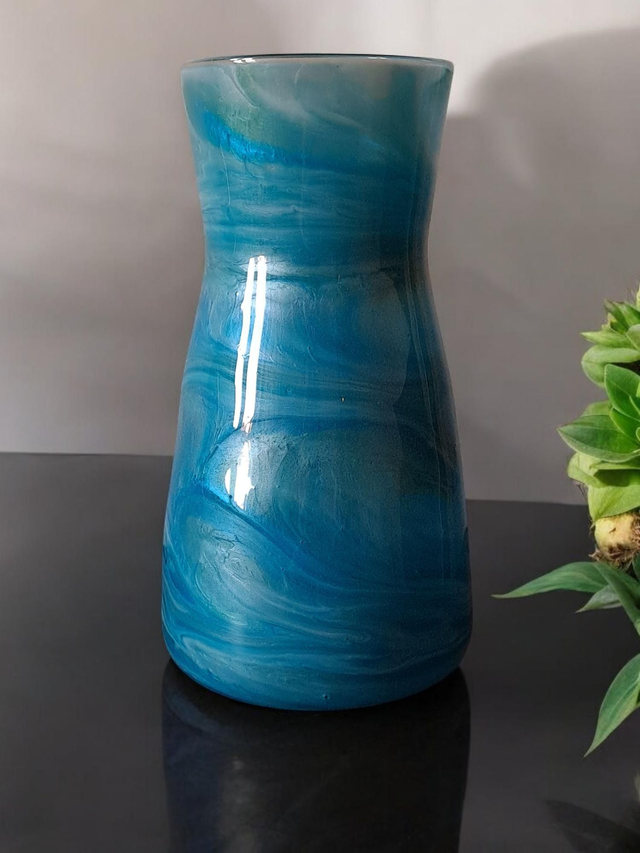 Blue swirl vase