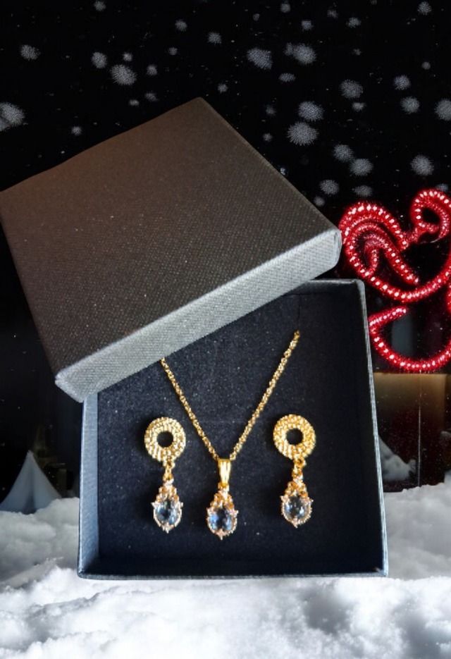 Parure bijoux (collier + boucles d’oreilles)