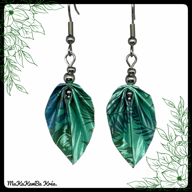 Boucles d’oreilles feuilles en origami 