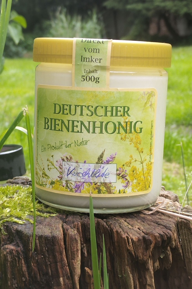 Kirschblüte - wuchtig