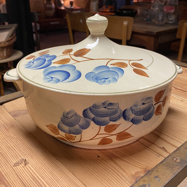 Soupière à fleurs bleues et marron