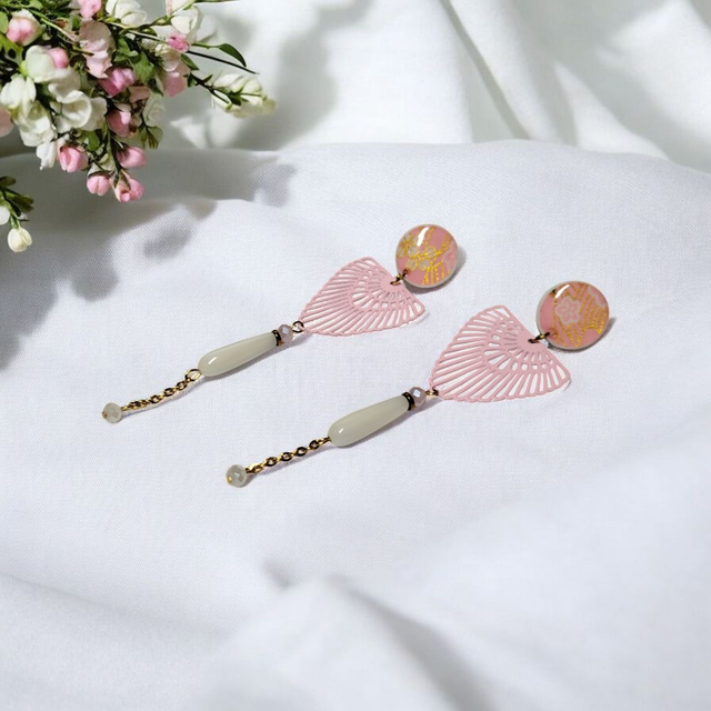 Boucles d'oreilles pendantes motifs japonais rose